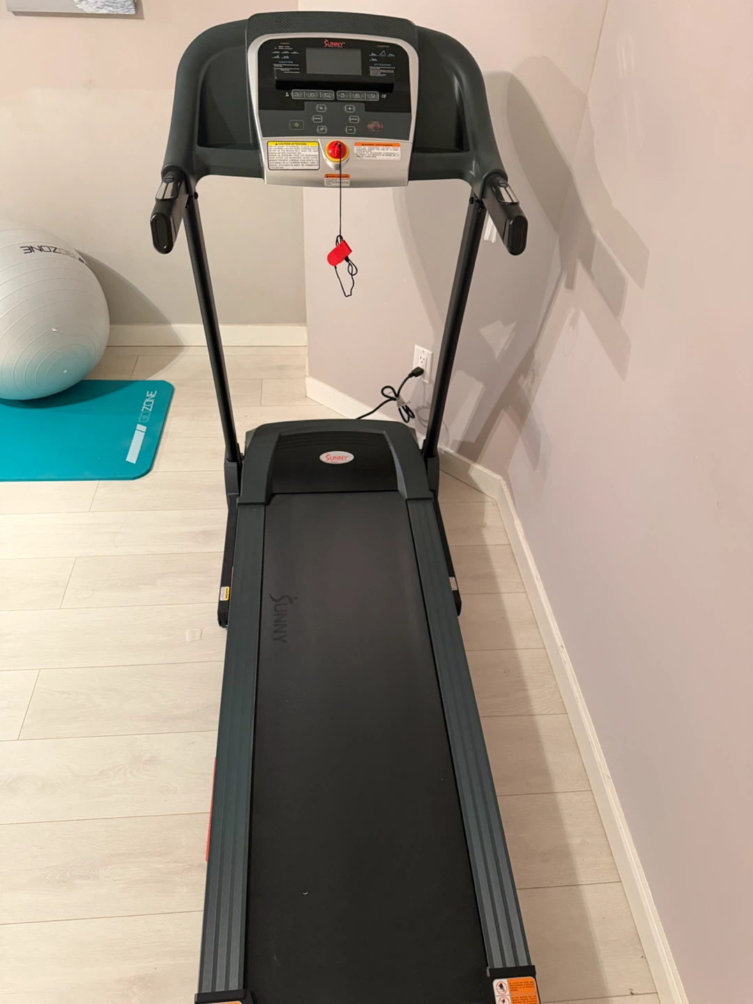Sunny Health & Fitness Treadmill - photo 5