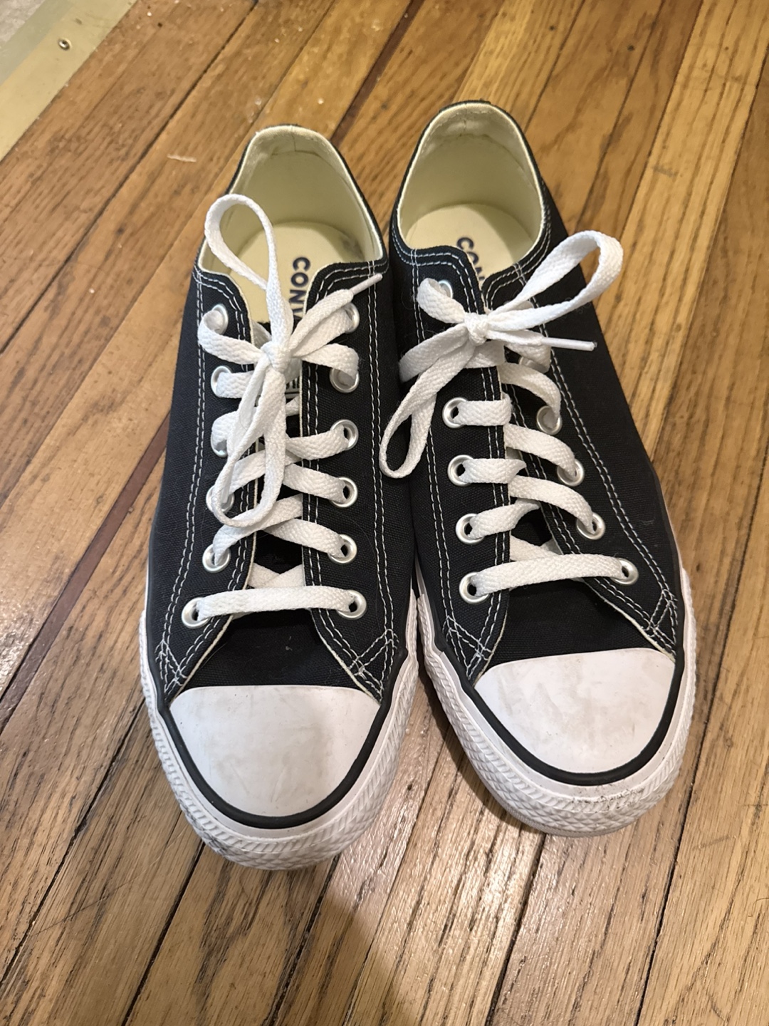 Converse All Star Chuck Taylor Low Top Sneakers