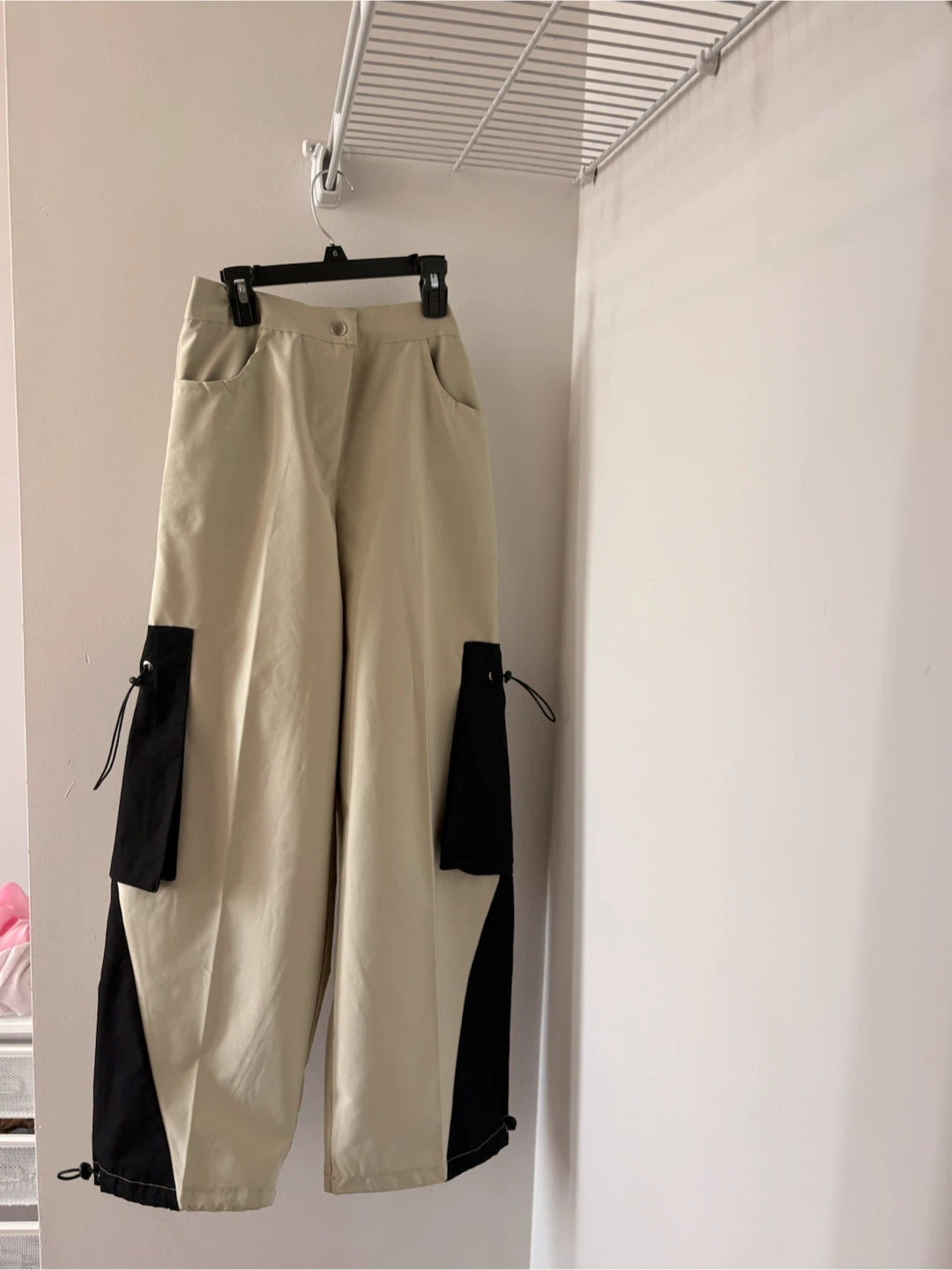 Light green Cargo Pants with Black Accents