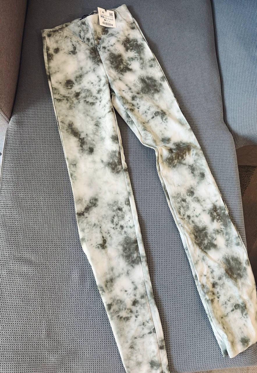 ZARA Tie-Dye Printed Leggings – XS