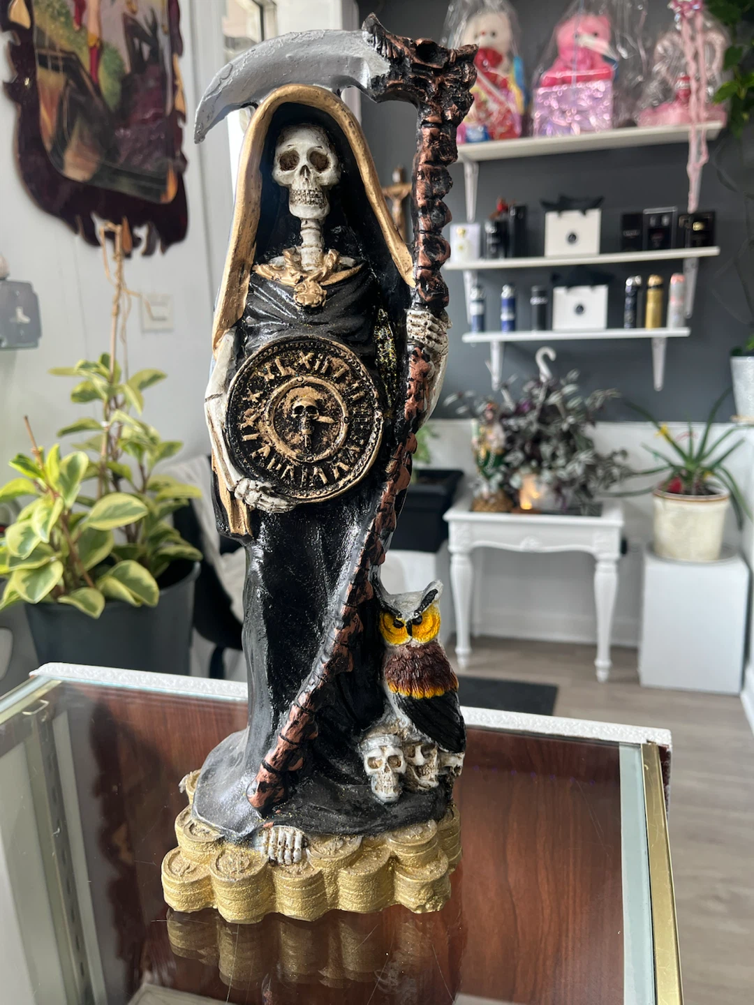 Santa Muerte Figurine with Owl and Skulls - photo 2