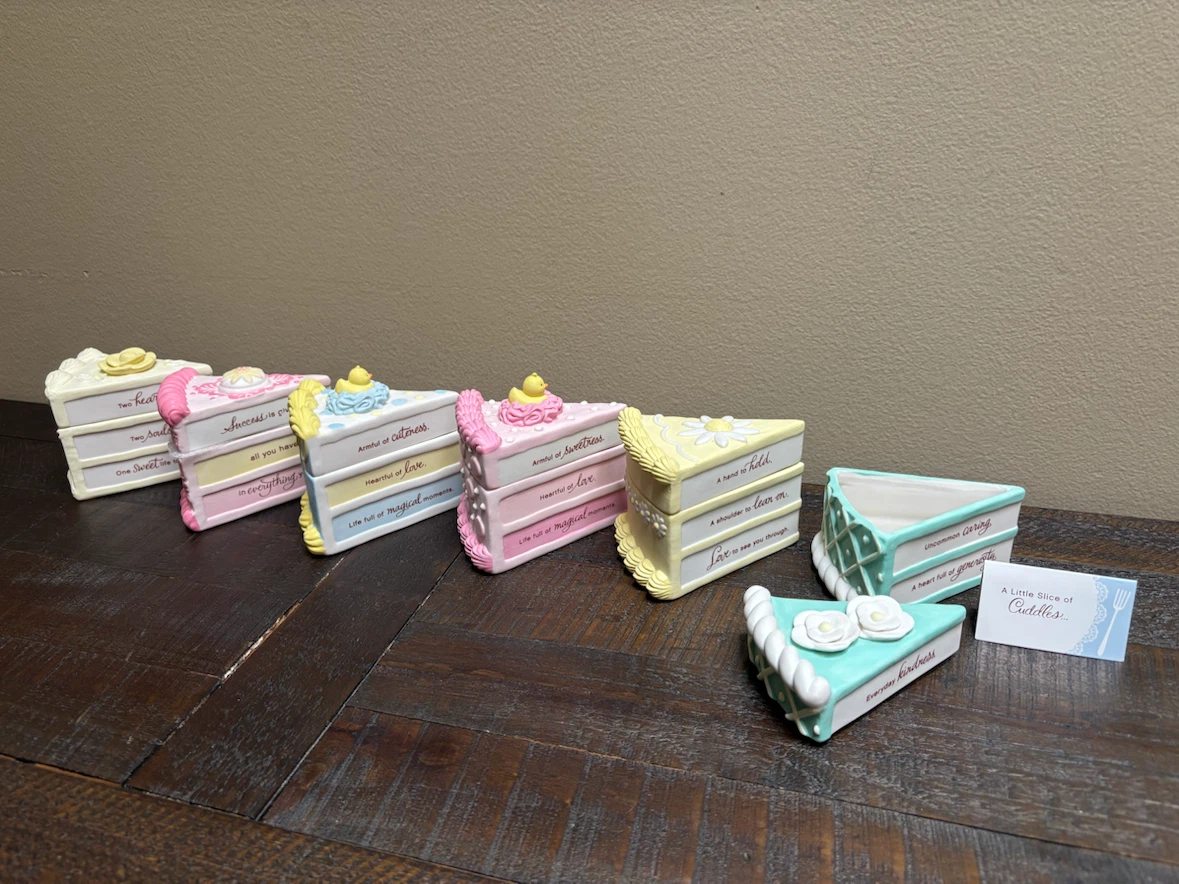 $20all~ Set of 6 Hallmark Trinket Boxes