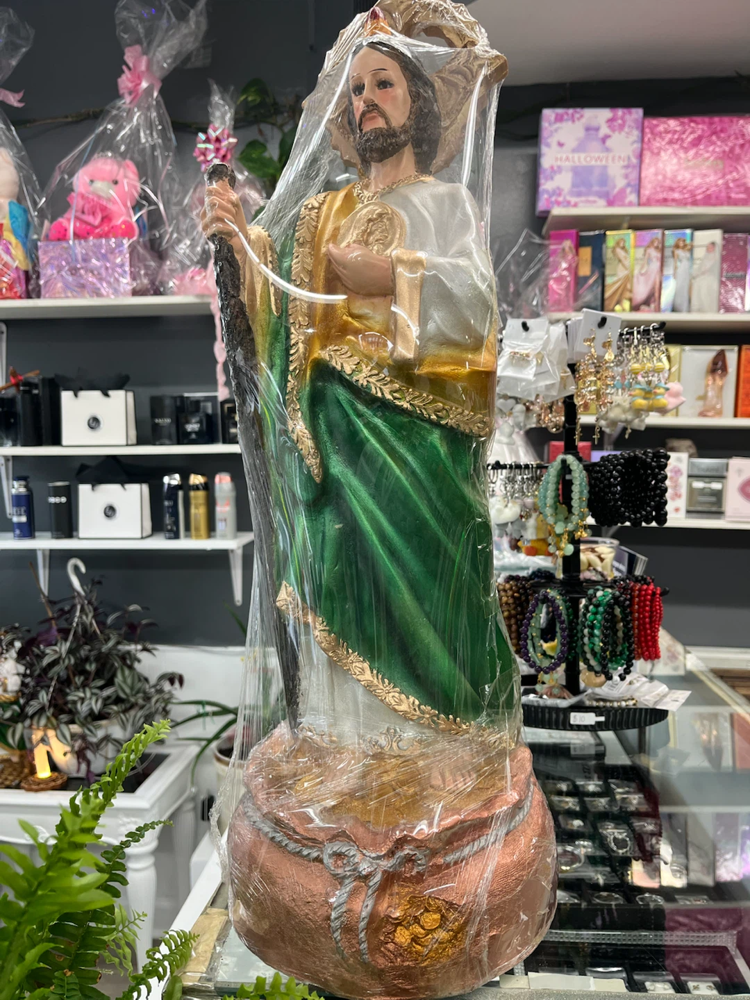 San Judas Tadeo Statue - photo 2