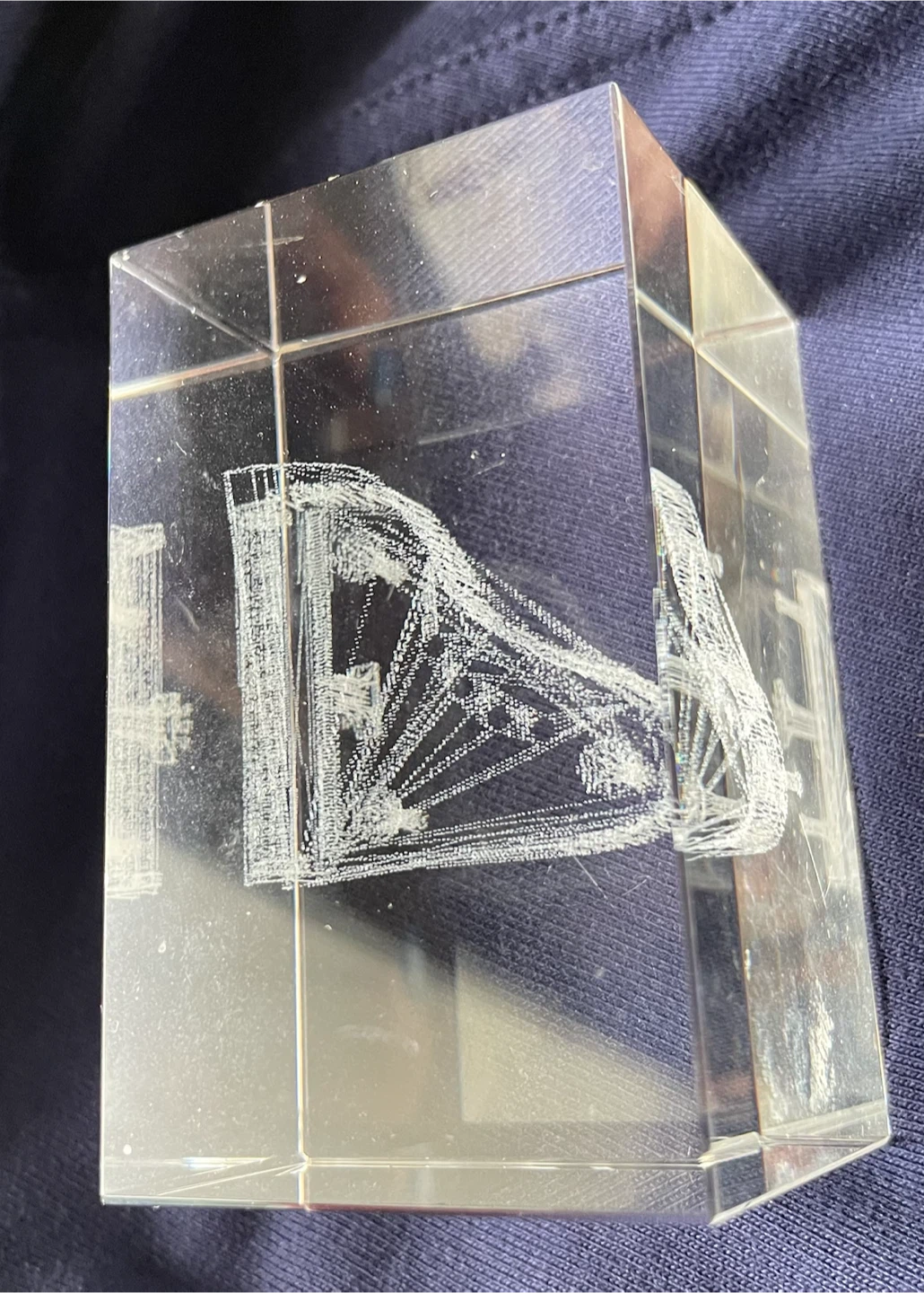 3D Crystal engraving of grand piano - photo 2