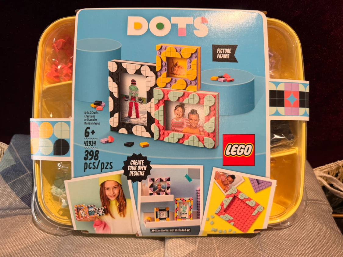 LEGO DOTS Picture Frame Set