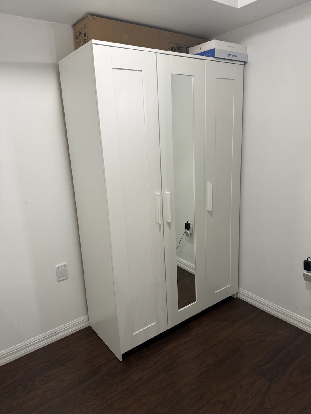 White 3-Door Wardrobe with Mirror( IKEA BRIMNESS WARDROBE )