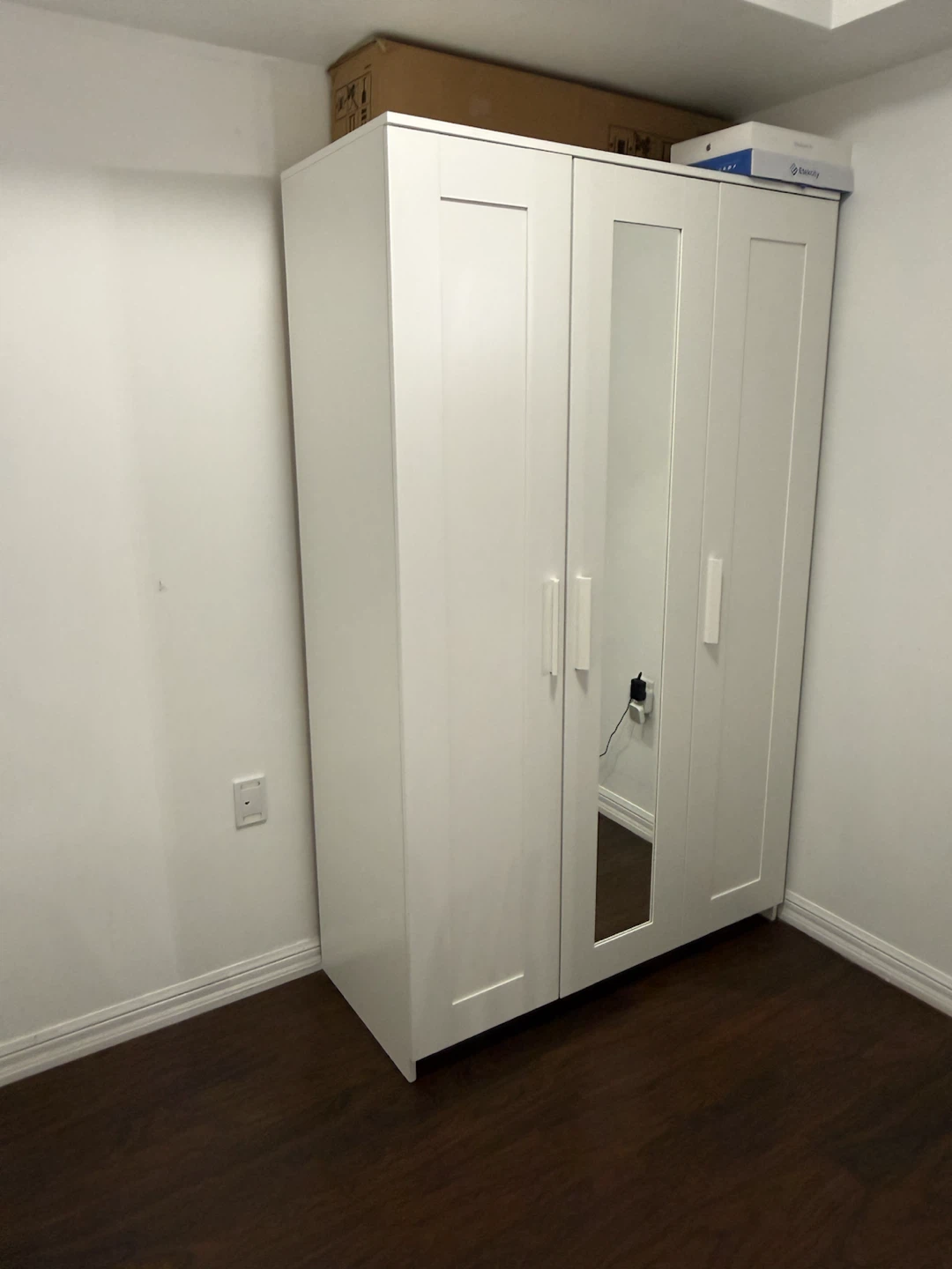 White 3-Door Wardrobe with Mirror( IKEA BRIMNESS WARDROBE ) - photo 2