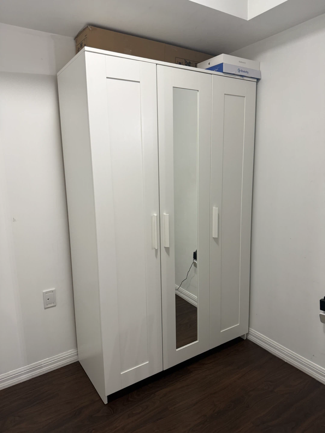 White 3-Door Wardrobe with Mirror( IKEA BRIMNESS WARDROBE ) - photo 4