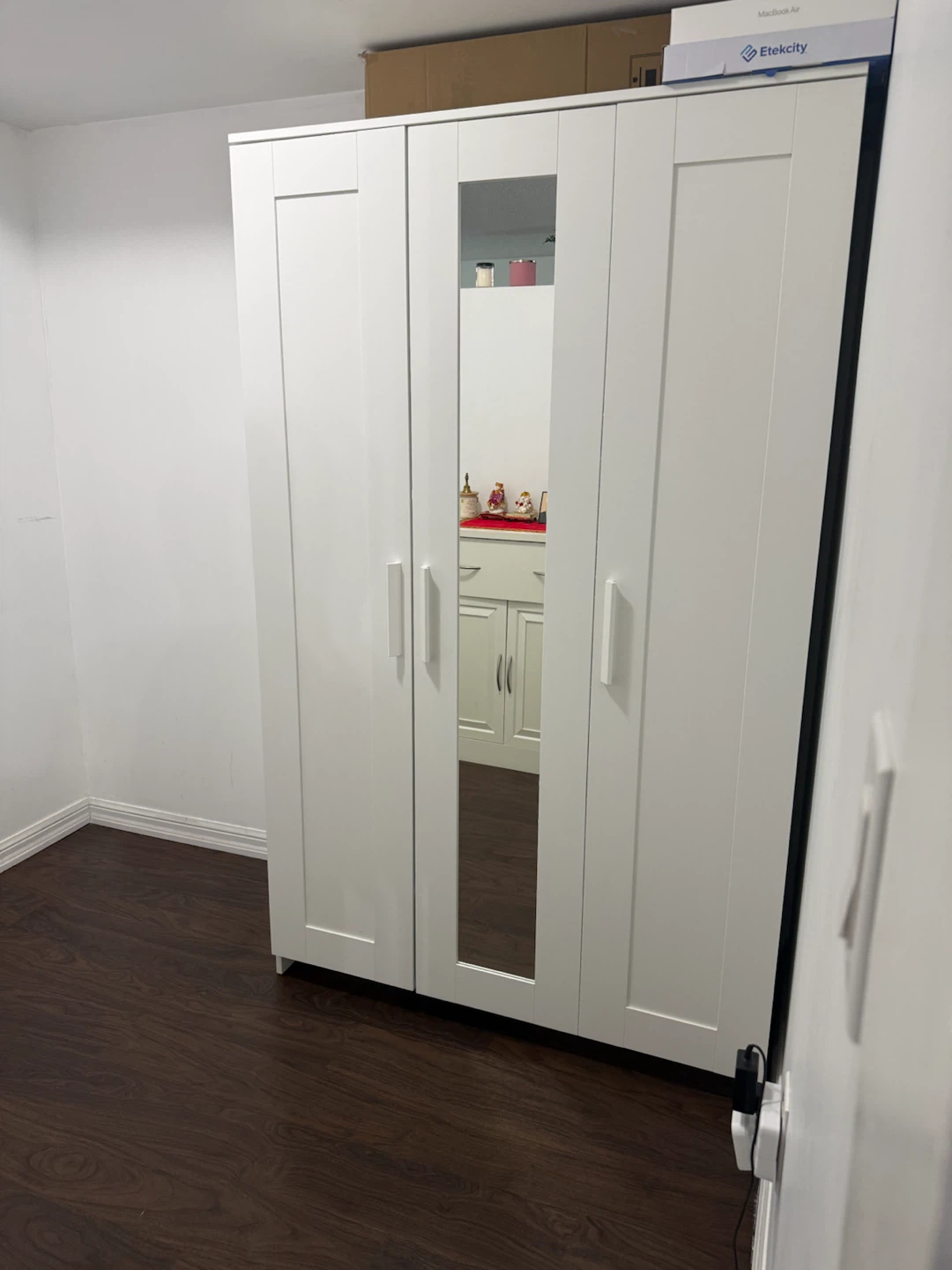White 3-Door Wardrobe with Mirror( IKEA BRIMNESS WARDROBE ) - photo 5
