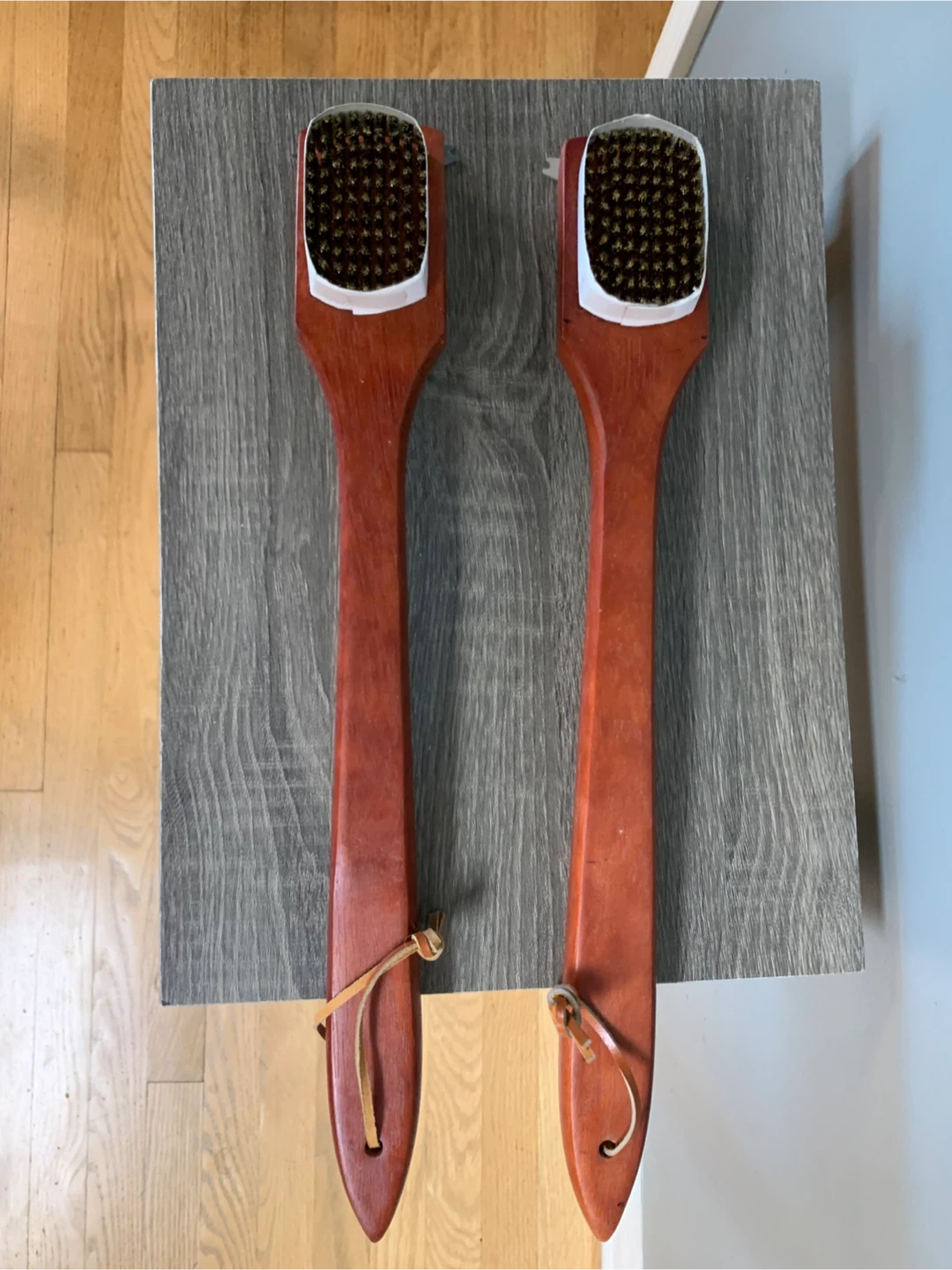 New-Set of 2 Wooden Handle Grill Brushes