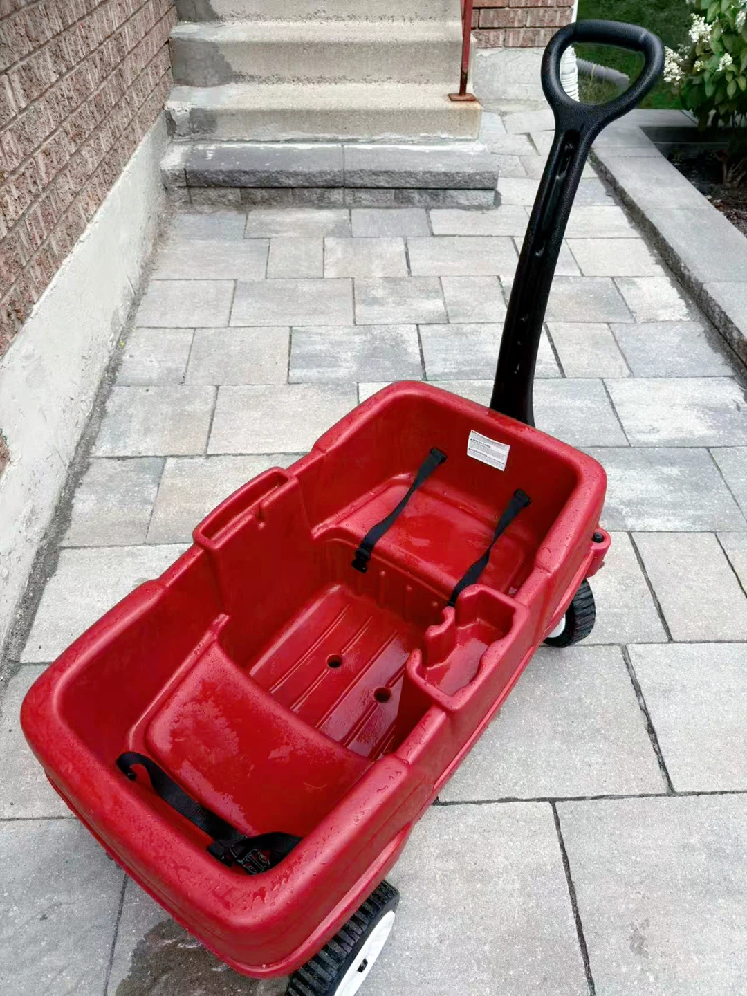 Step 2 Wagon with Seatbelts