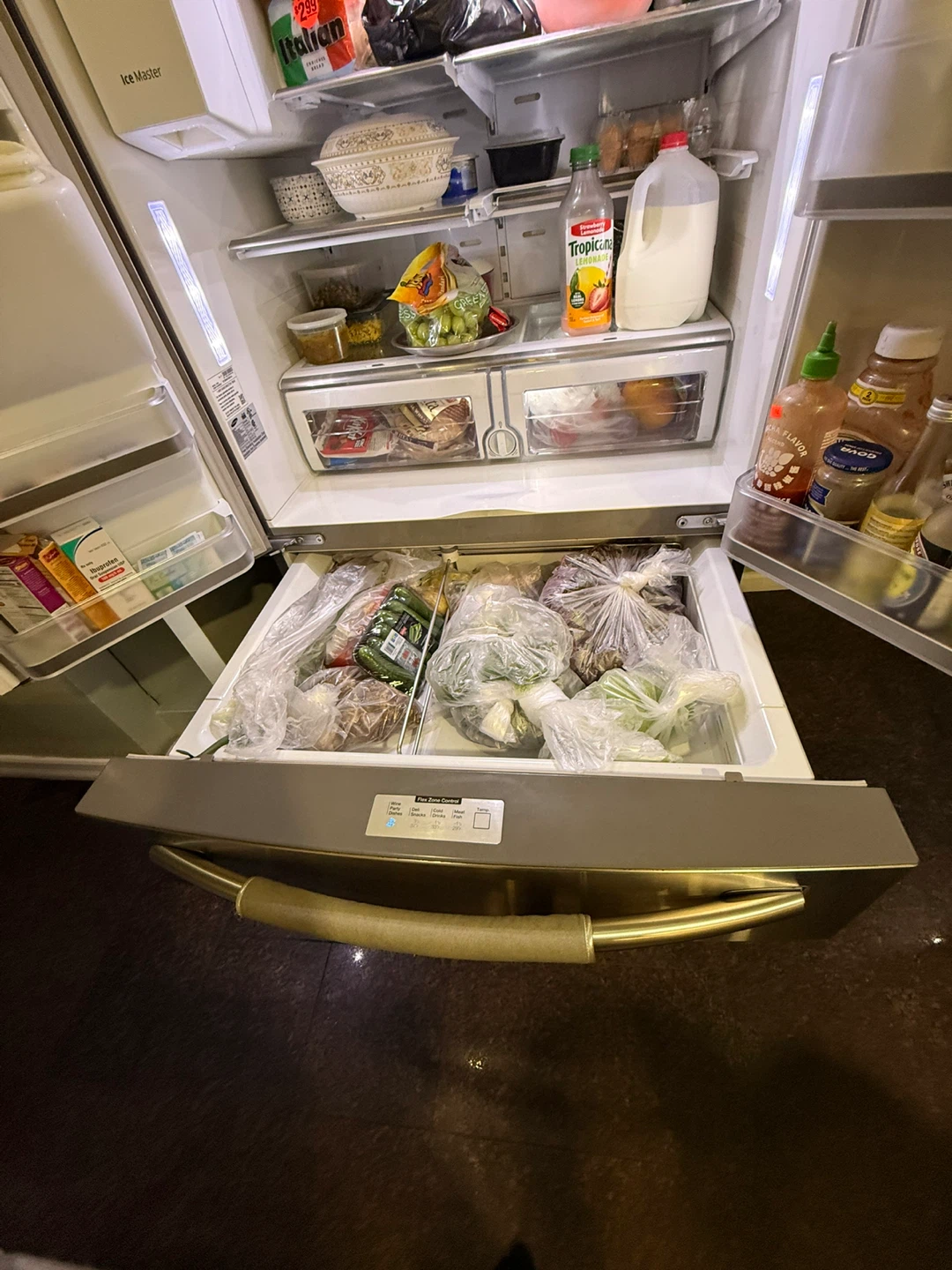 Refrigerator - photo 3