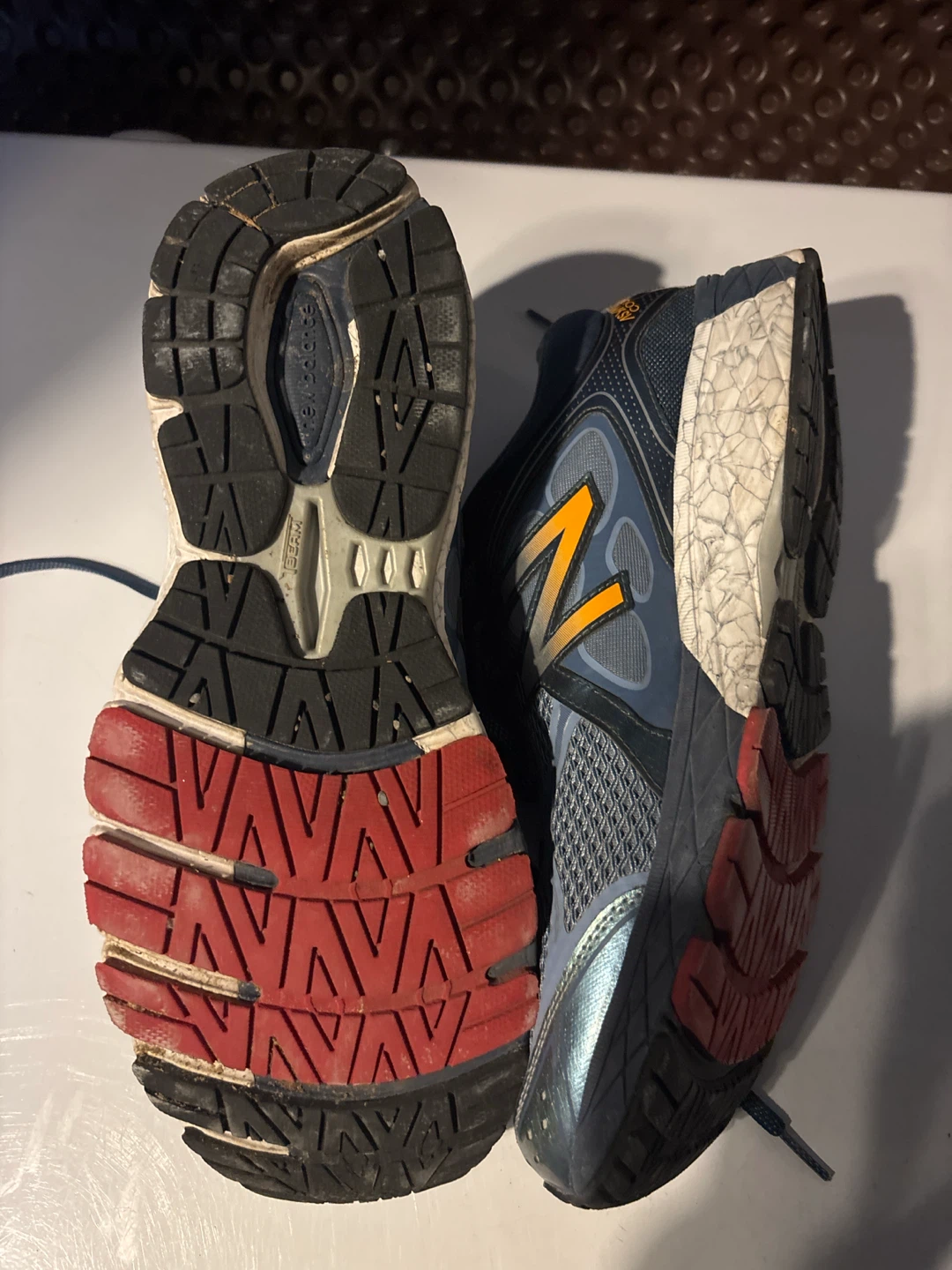 New Balance Running Shoes Men's Size 12 - photo 4
