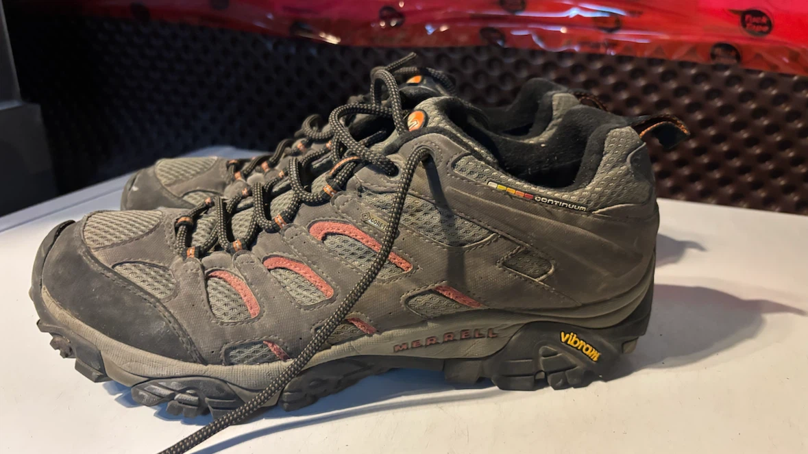 Merrell Dark Choc Moabs Men's Hiking Shoes Size 12 - photo 2