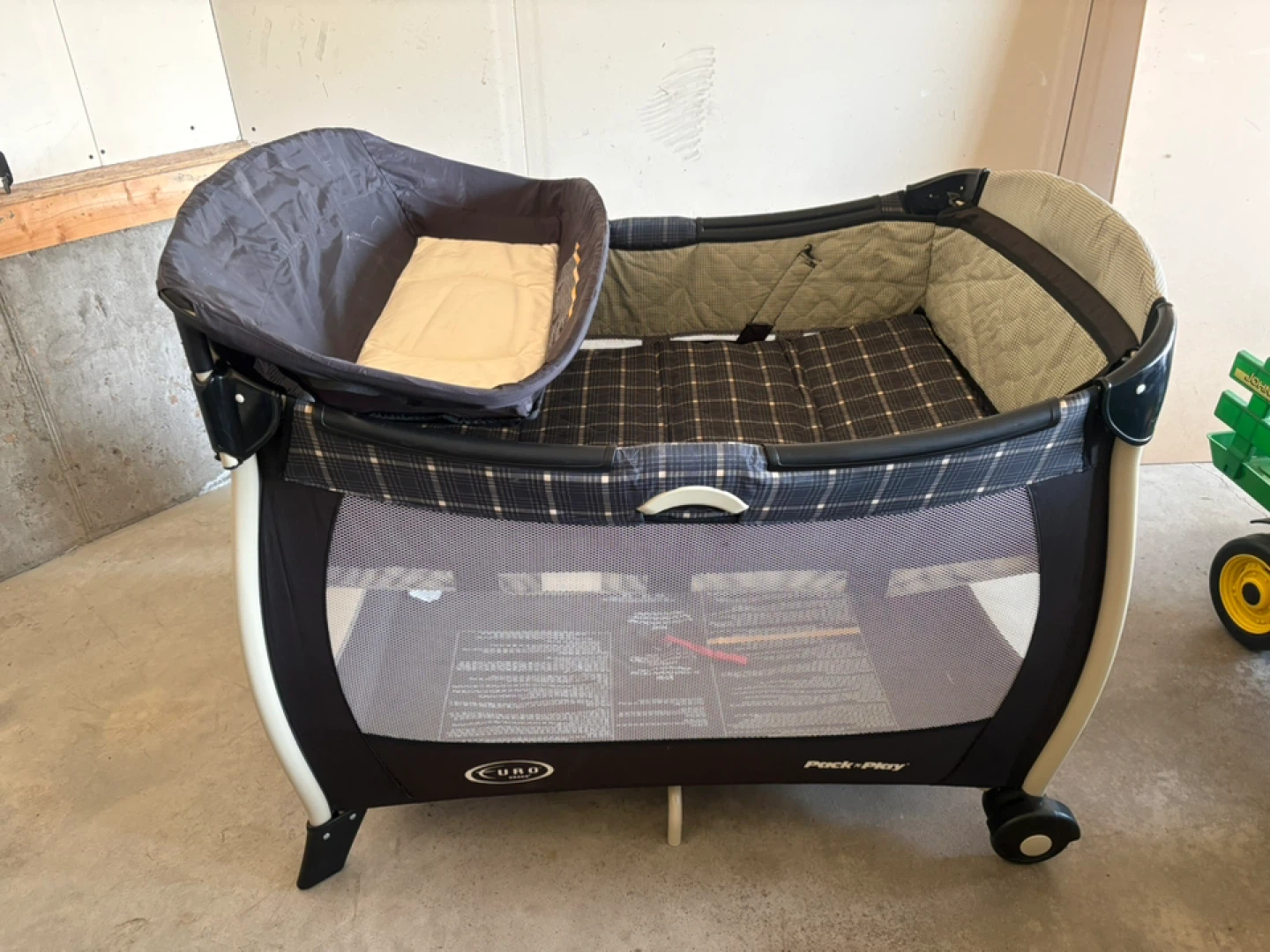 Graco Pack 'n Play Portable Playard