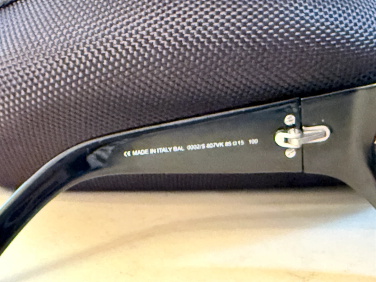 Balenciaga Paris Sunglasses with Case - photo 3