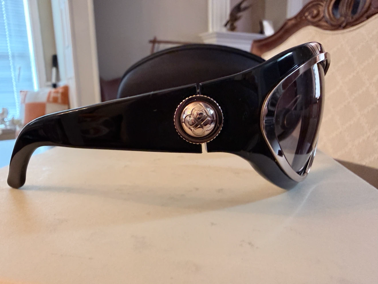 Balenciaga Paris Sunglasses with Case - photo 4
