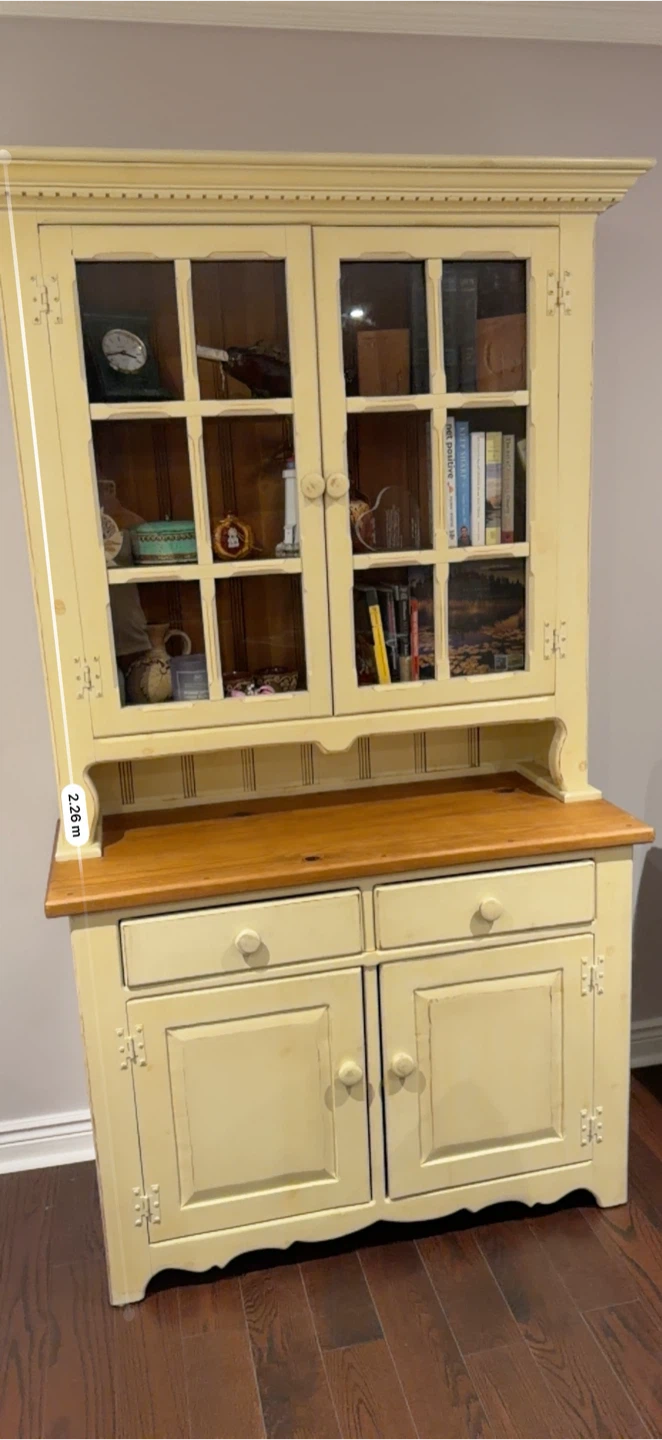 Selling wooden cabinet - photo 2