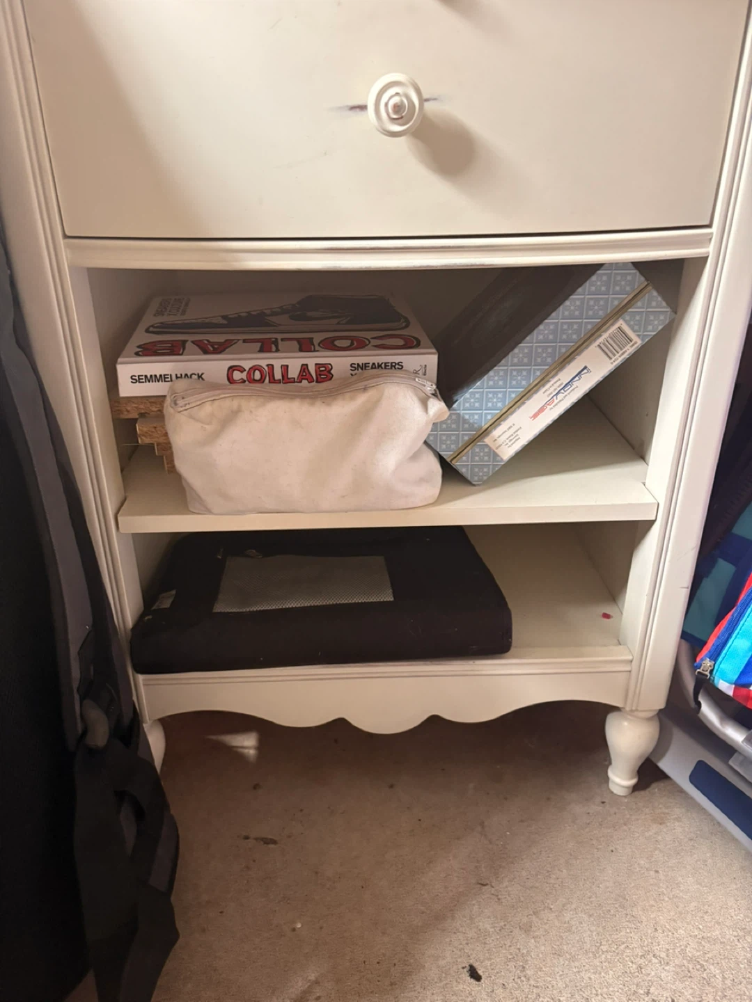 Twin bed (french/country) and nightstand. - photo 2