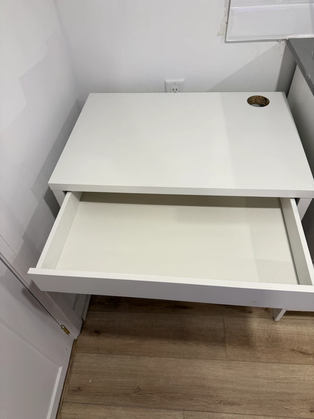 White Desk with Drawer and Cable Hole