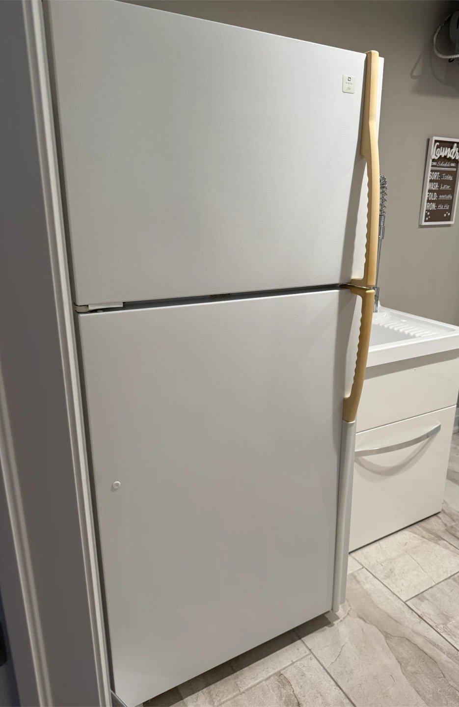 Maytag Fridge with top freezer - photo 2