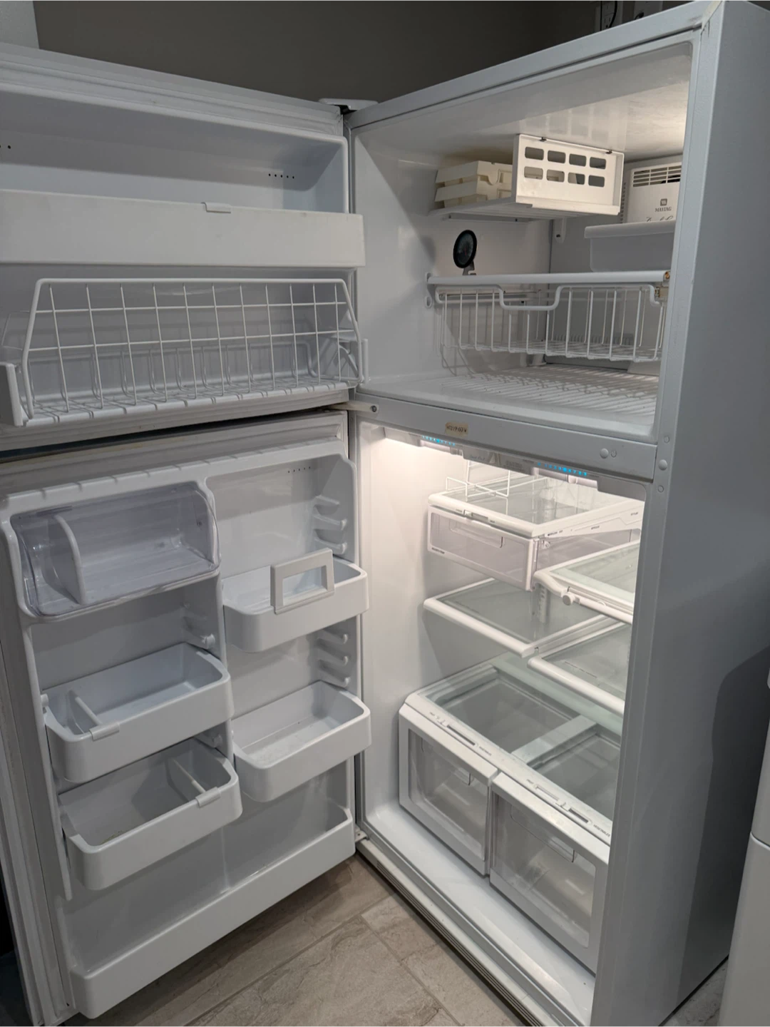 Maytag Fridge with top freezer - photo 4