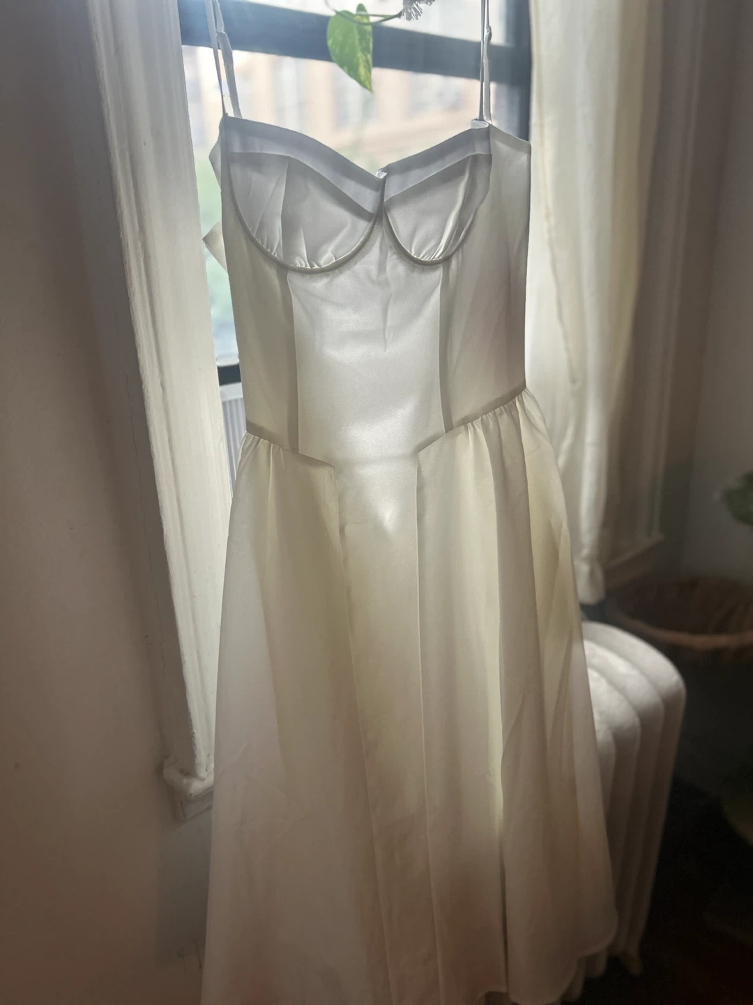 Almond Muse Francesca White Midi-Dress  - Never Worn - photo 2