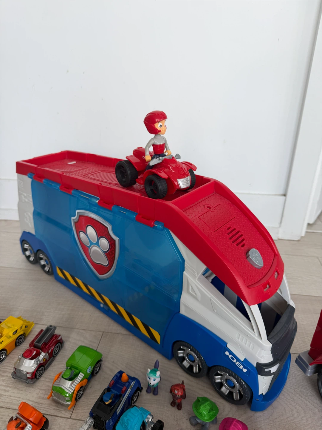 Paw Patrol toys lot - photo 4