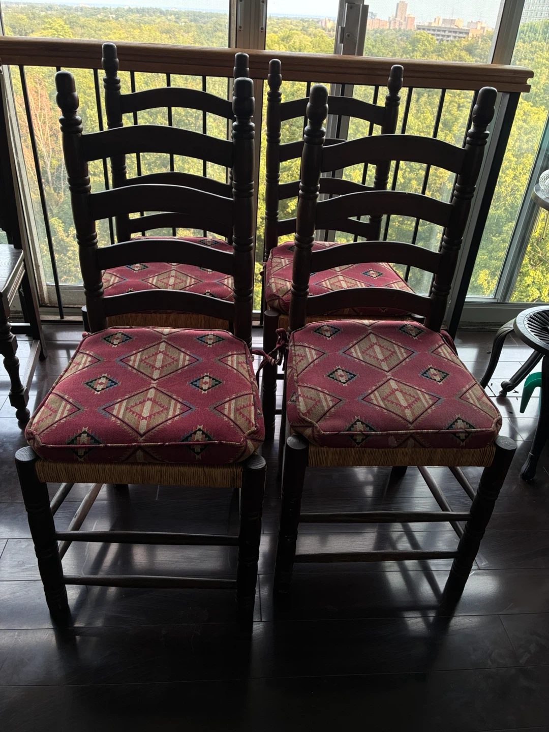 Set of 5 Wooden Dining Chairs with Red Patterned Cushions - photo 5