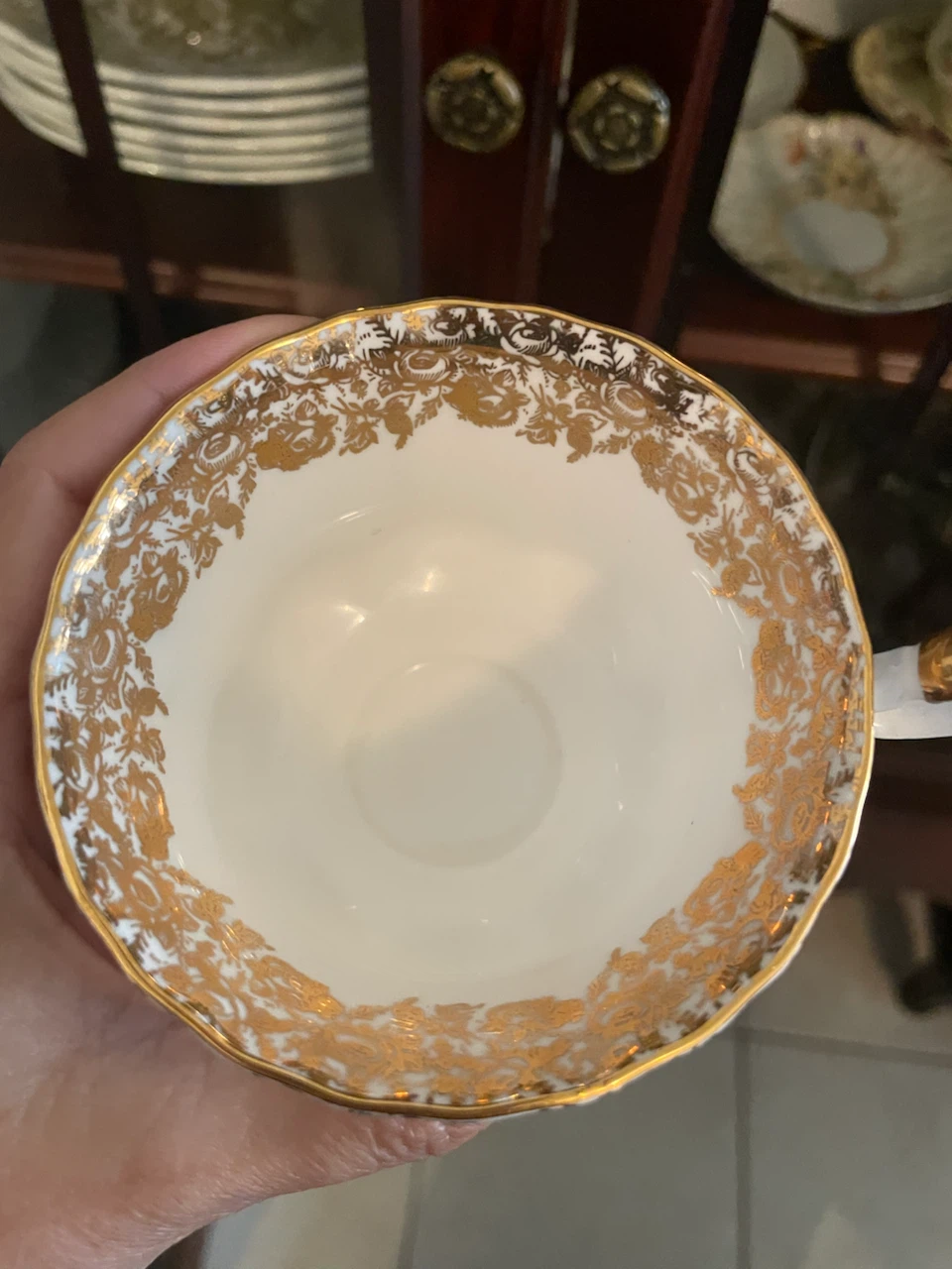 Royal Albert Bone China "Mother" Teacup and Saucer Set - photo 2
