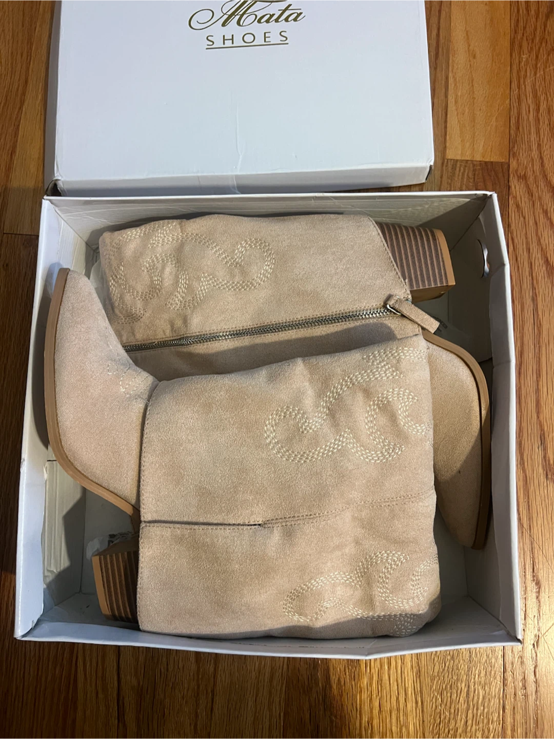 Fashion nova Women's Western Boots Beige Suede Size 8 - photo 4