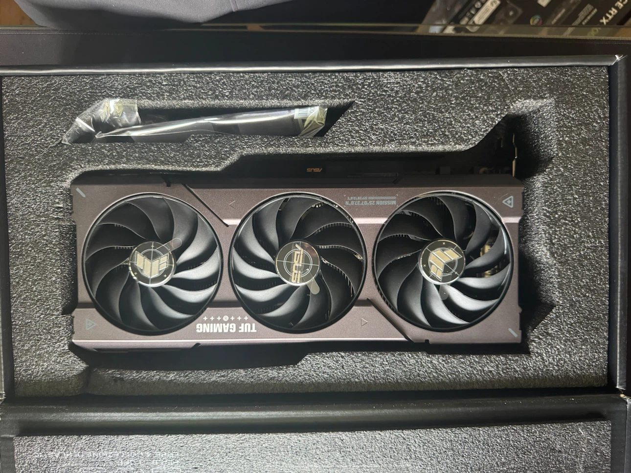 ASUS TUF Gaming GeForce RTX 4060 Ti OC Edition Graphics Card - photo 2