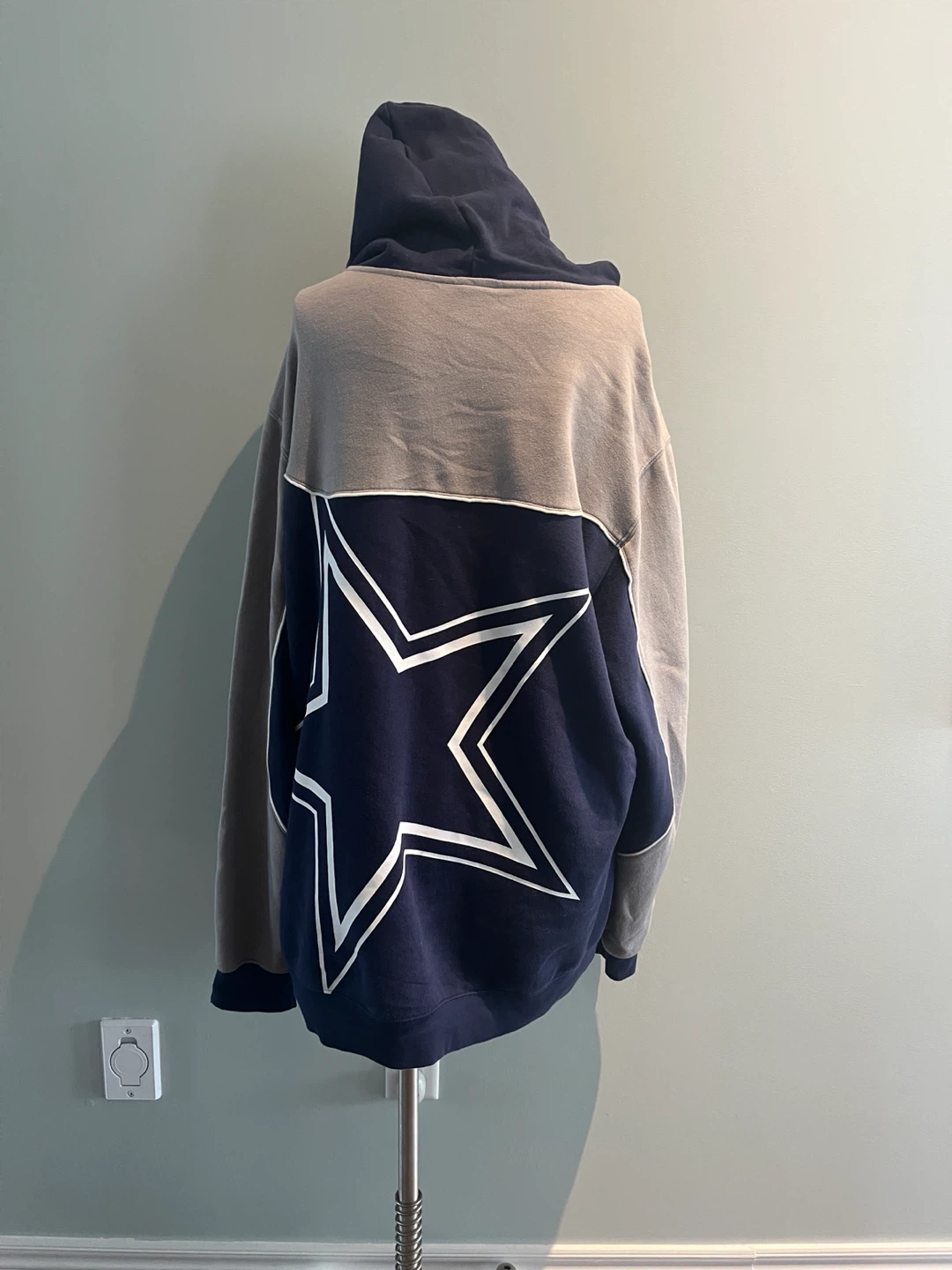 Reebok Dallas Cowboys Hoodie - photo 2