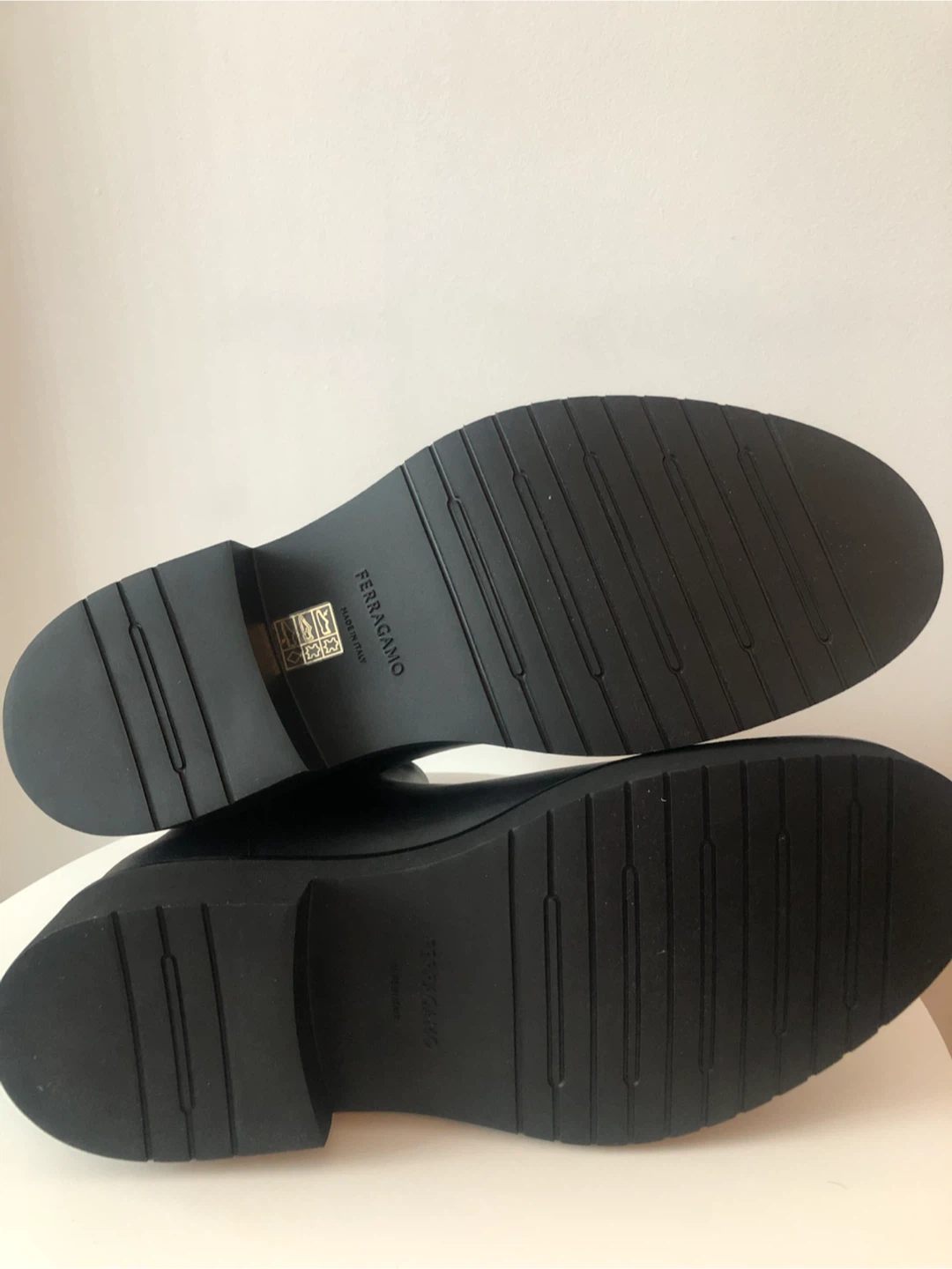 Salvatore Ferragamo Cezanne Chelsea Boots Black - photo 3
