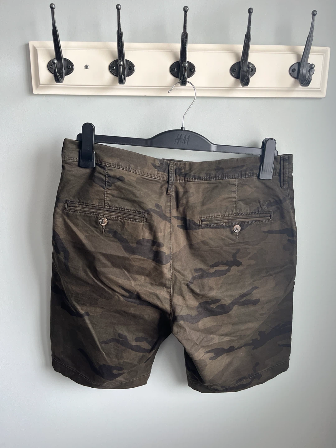American Eagle Camo Shorts - Size 32 - photo 2