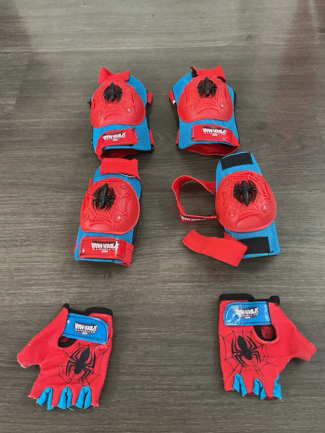 Spider-Man Protective Cycling Set ( Ages 4-6)