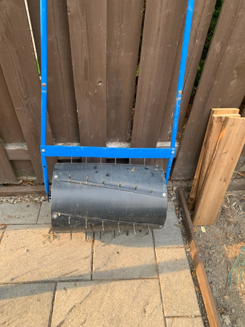Blue Lawn Aerator Roller - photo 2