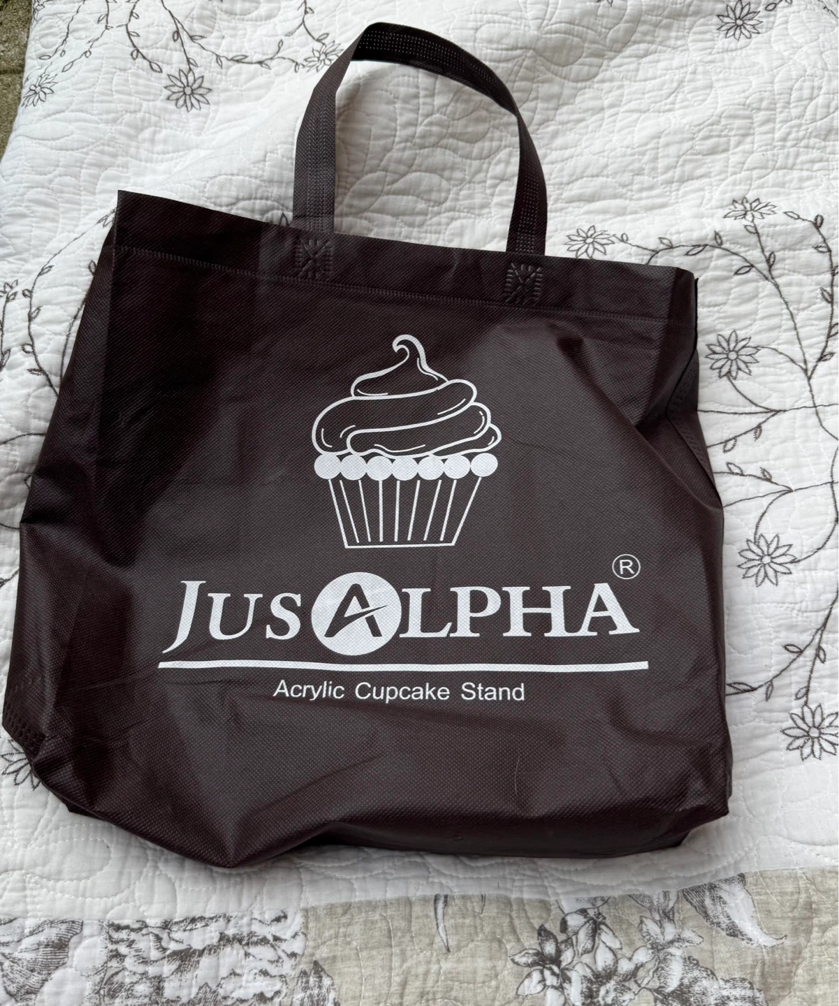 JusAlpha Acrylic Cupcake Stand 3 Tier - photo 2