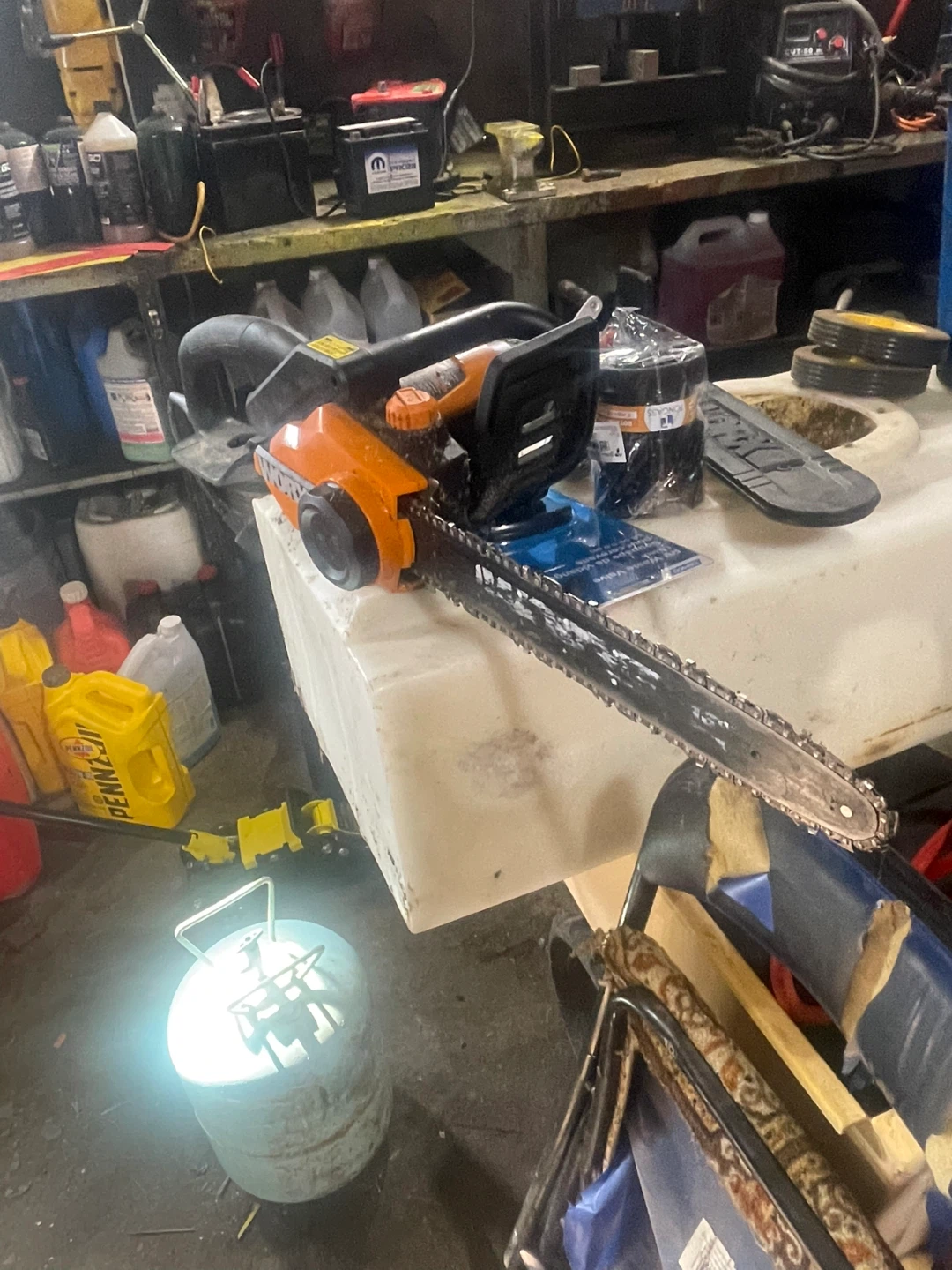 WORX WG302.1 Electric Chainsaw 16-inch