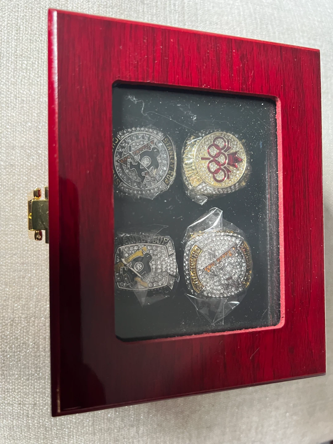 Stanley Cup Champions Ring Set