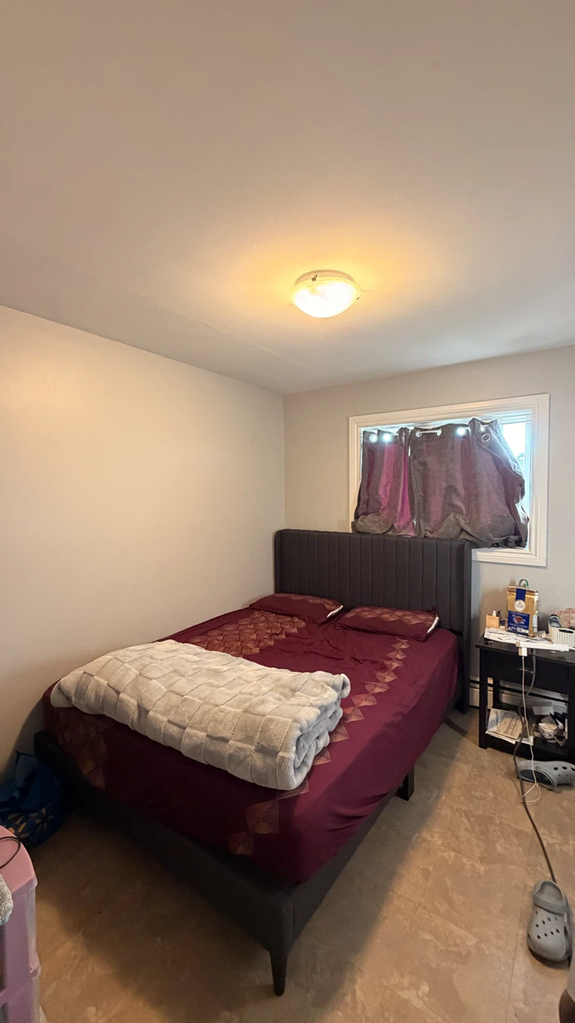 Bed frame with mattress - photo 2