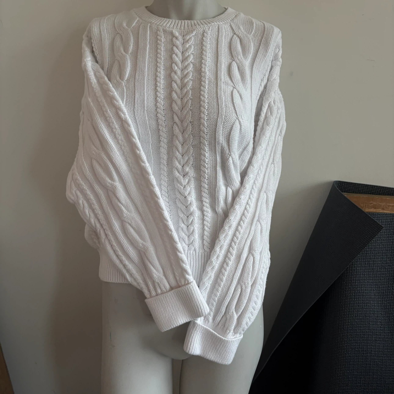 Nicole Miller White Cable Knit Sweater - photo 2