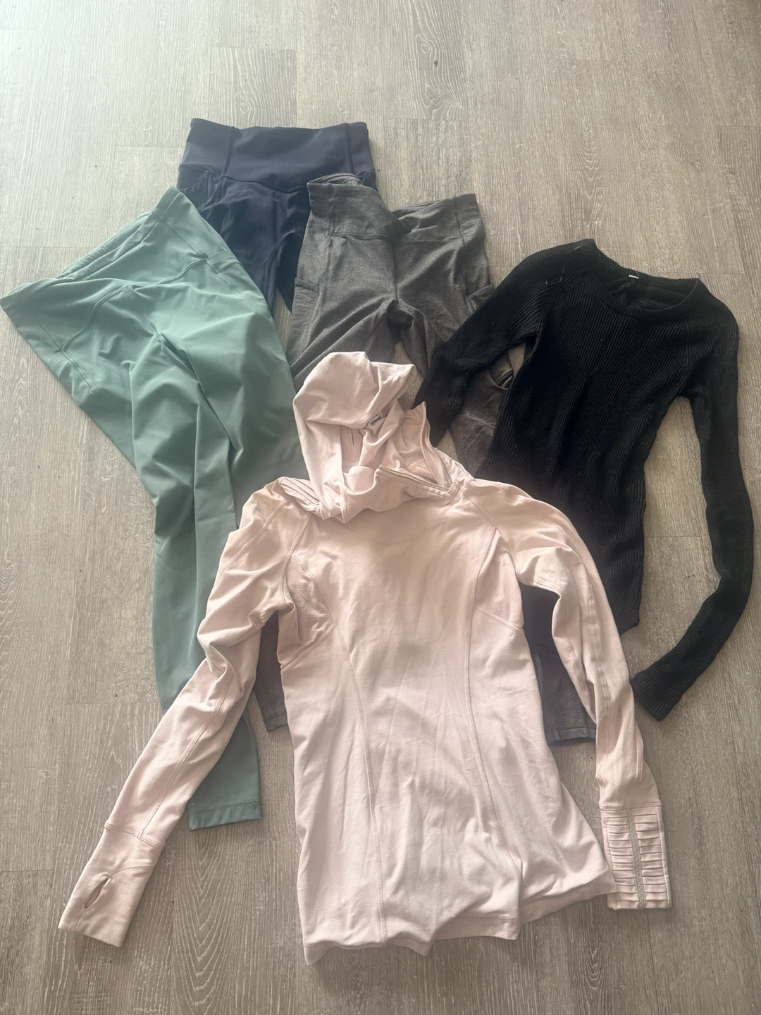 Lululemon Athleisure Bundle - Leggings & Tops