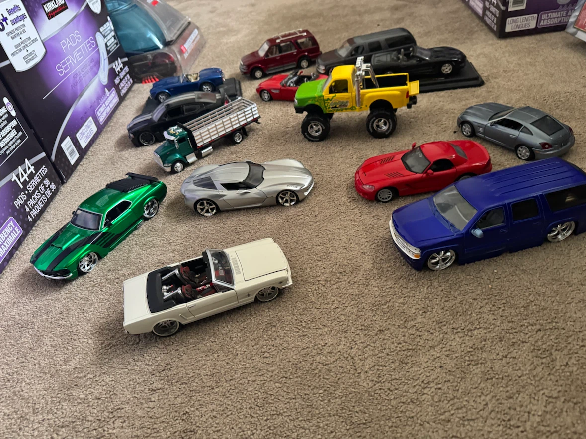 14 Diecast Cars and Trucks