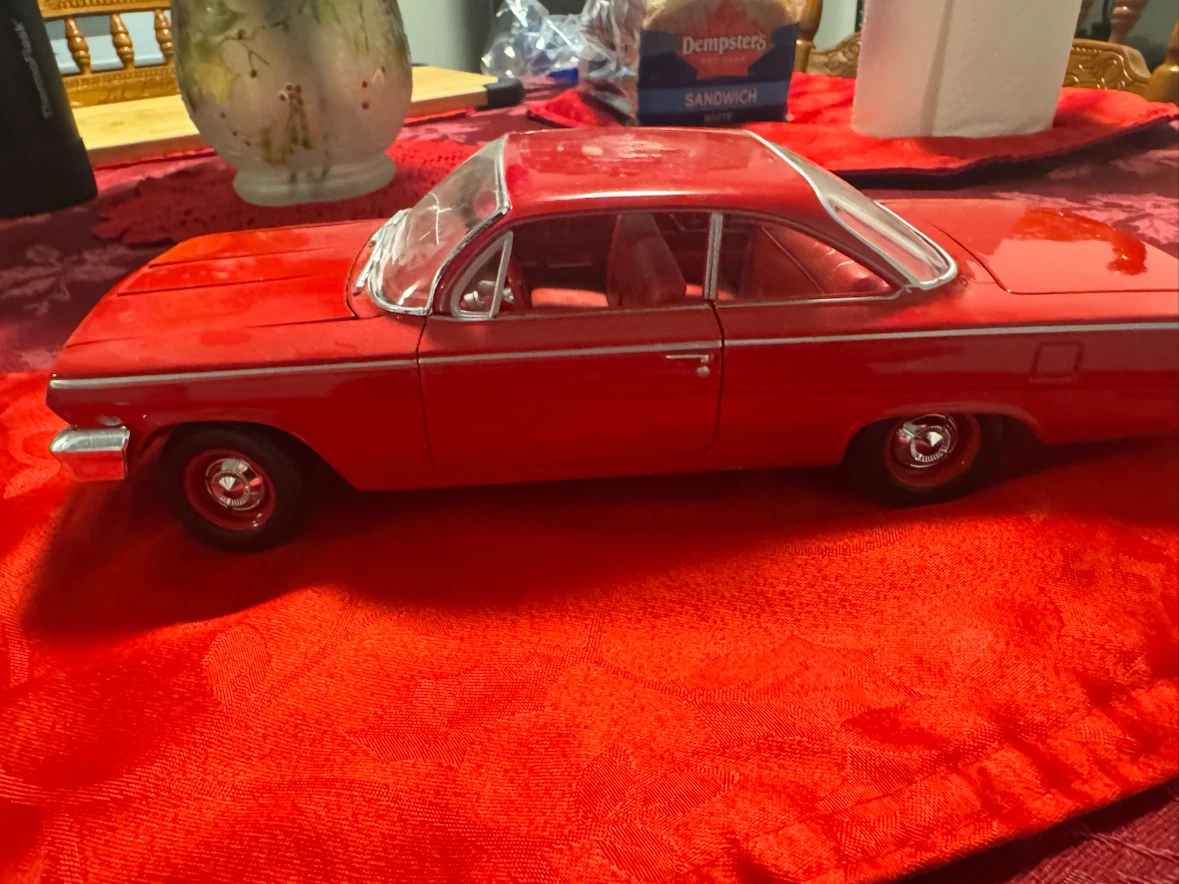 Diecast Impala’s and Bel-aires - photo 4