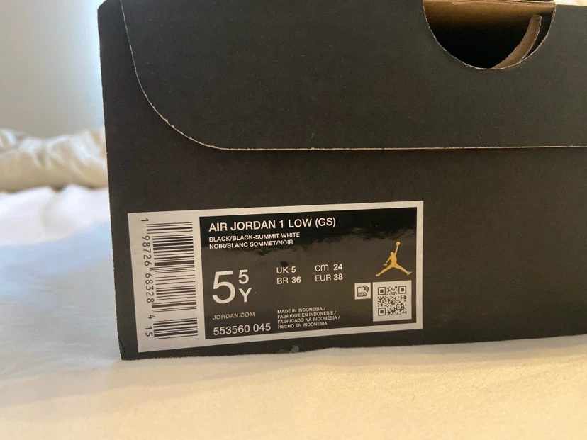 Nike Air Jordan 1 Low (GS) Black/White/Grey Youth Sneakers - photo 2