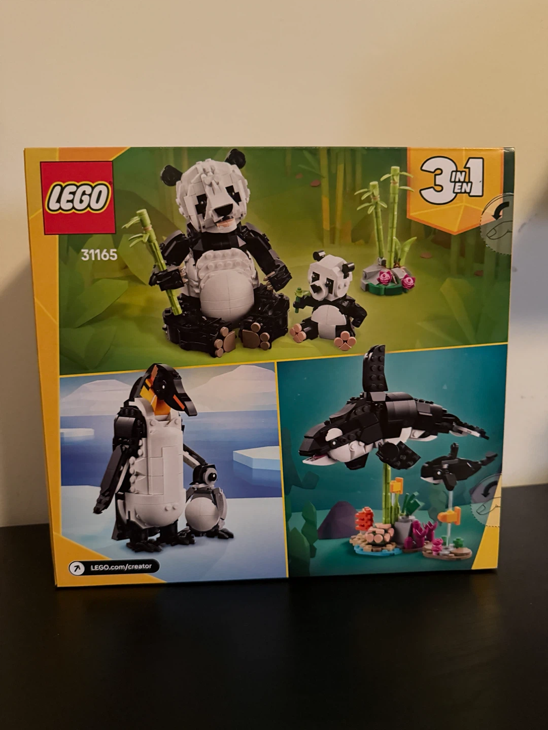 LEGO Creator 31165 Panda Family 3-in-1 Set - photo 2