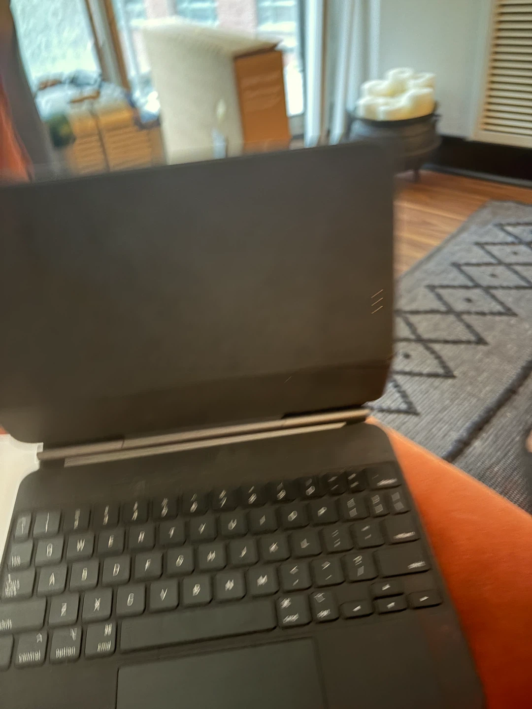 LNIB - Apple Magic Keyboard for iPad Pro/Air 11-inch - photo 2
