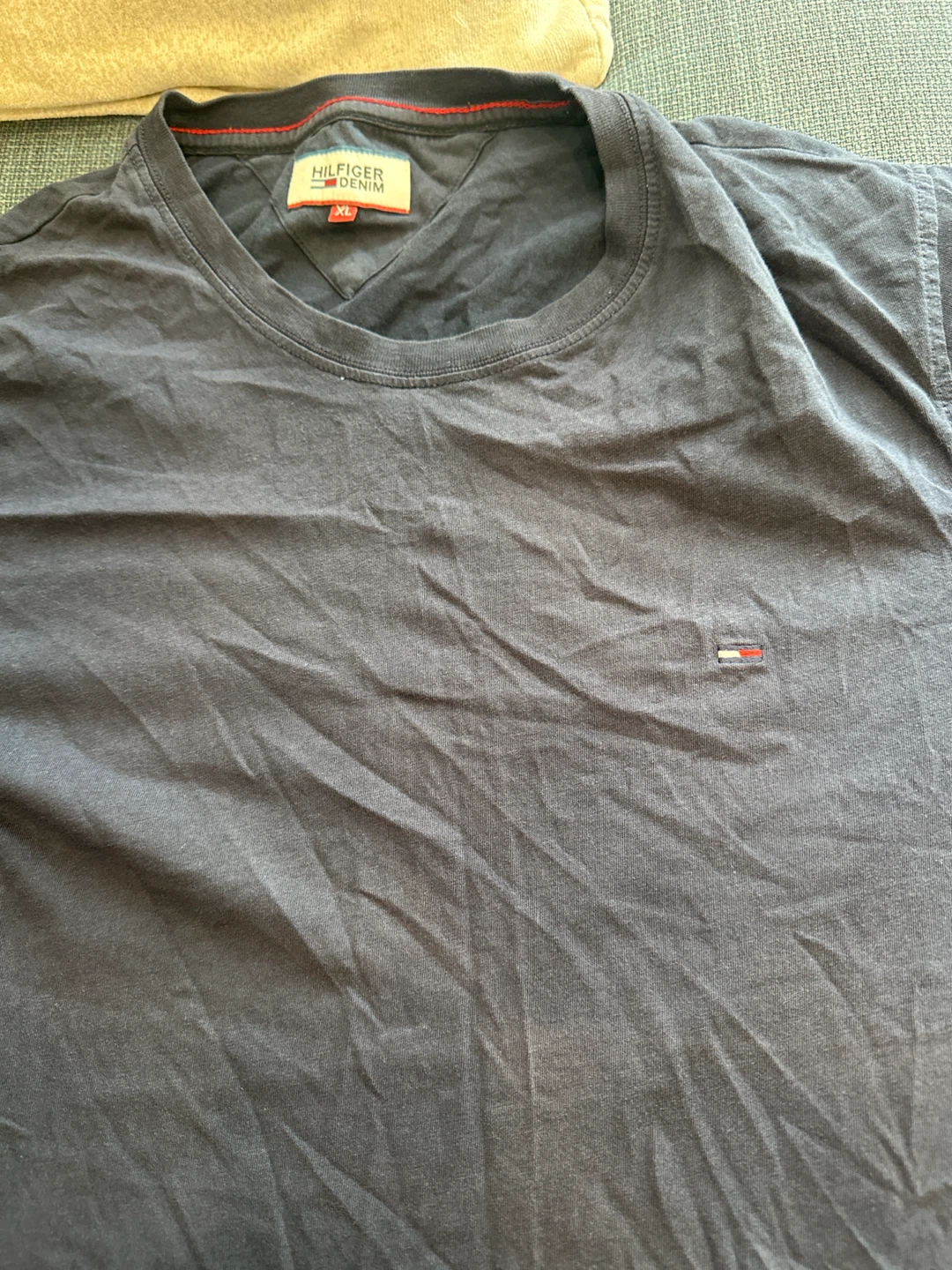 Tommy Hilfiger T-Shirt - Navy Size XL - photo 3