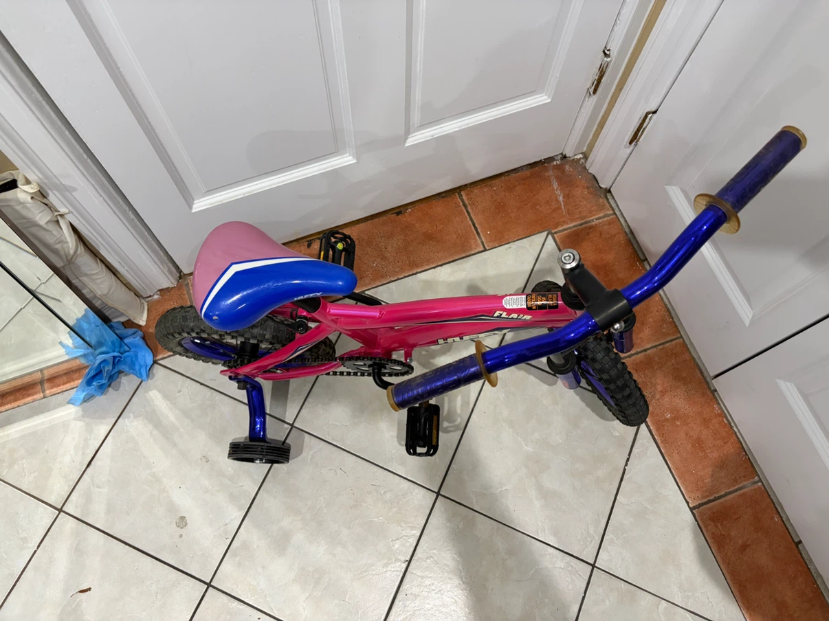 Huffy "Flair" Pink and Blue Kids Bicycle - photo 3
